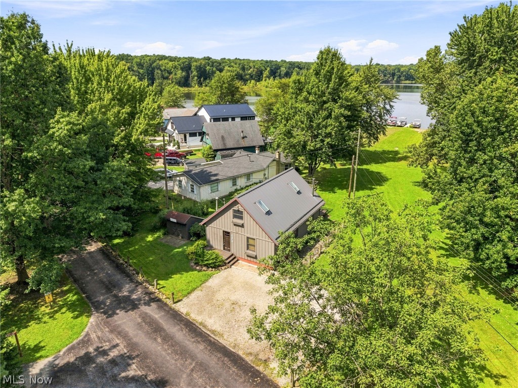 4059 Hardin Road Ravenna, OH 44266 - Photo 6 of 41 Gallery Image 6