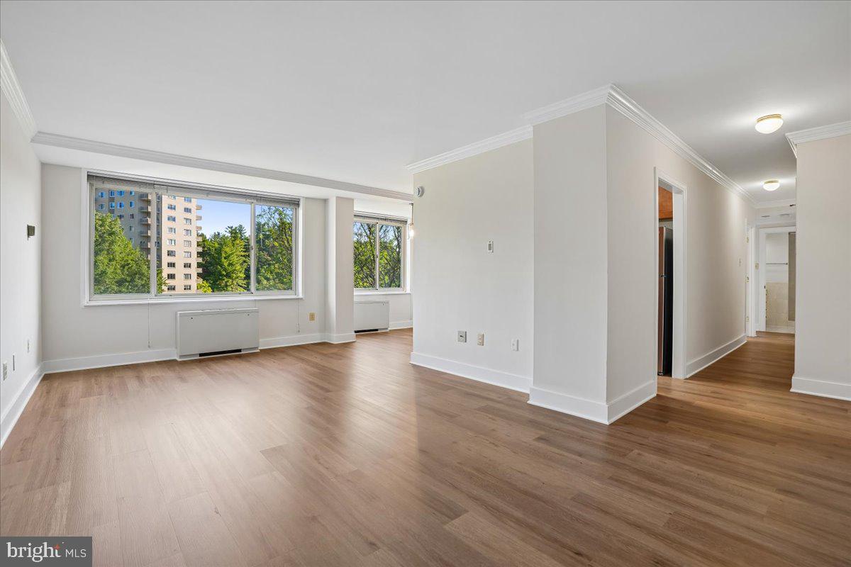 4000 Tunlaw Road Northwest, Unit 1003 Washington, DC 20007 - Photo 5 of 25 Bright and airy open living space.
