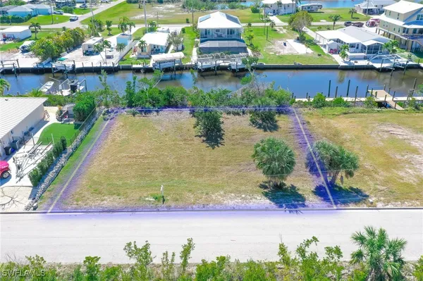 $222,000 | 2823 Cussell Drive, St. James City, FL 33956