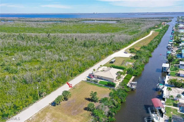 $222,000 | 2823 Cussell Drive, St. James City, FL 33956