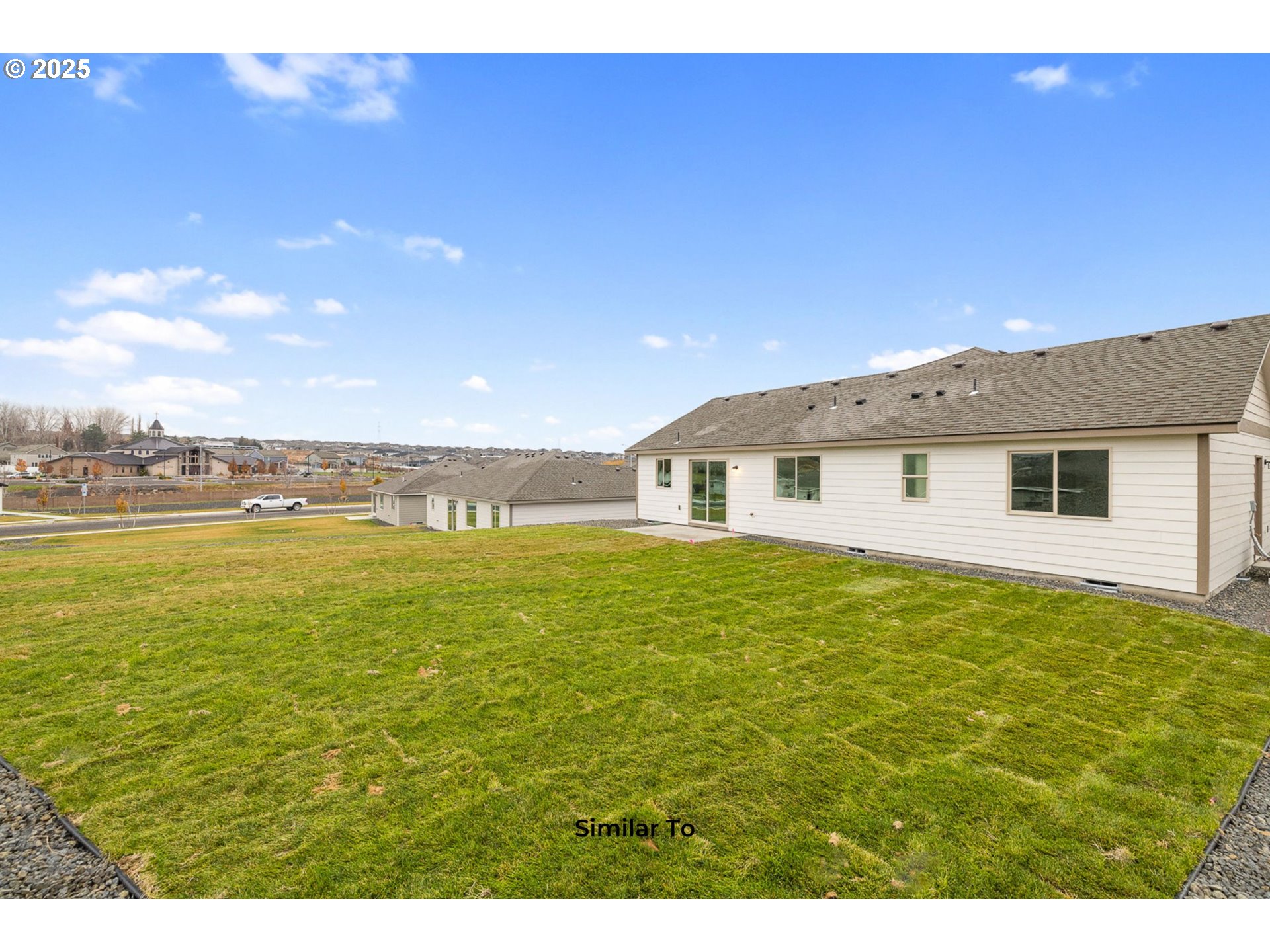 145 Southwest Eagle Drive Boardman, OR 97818 - Photo 3 of 18