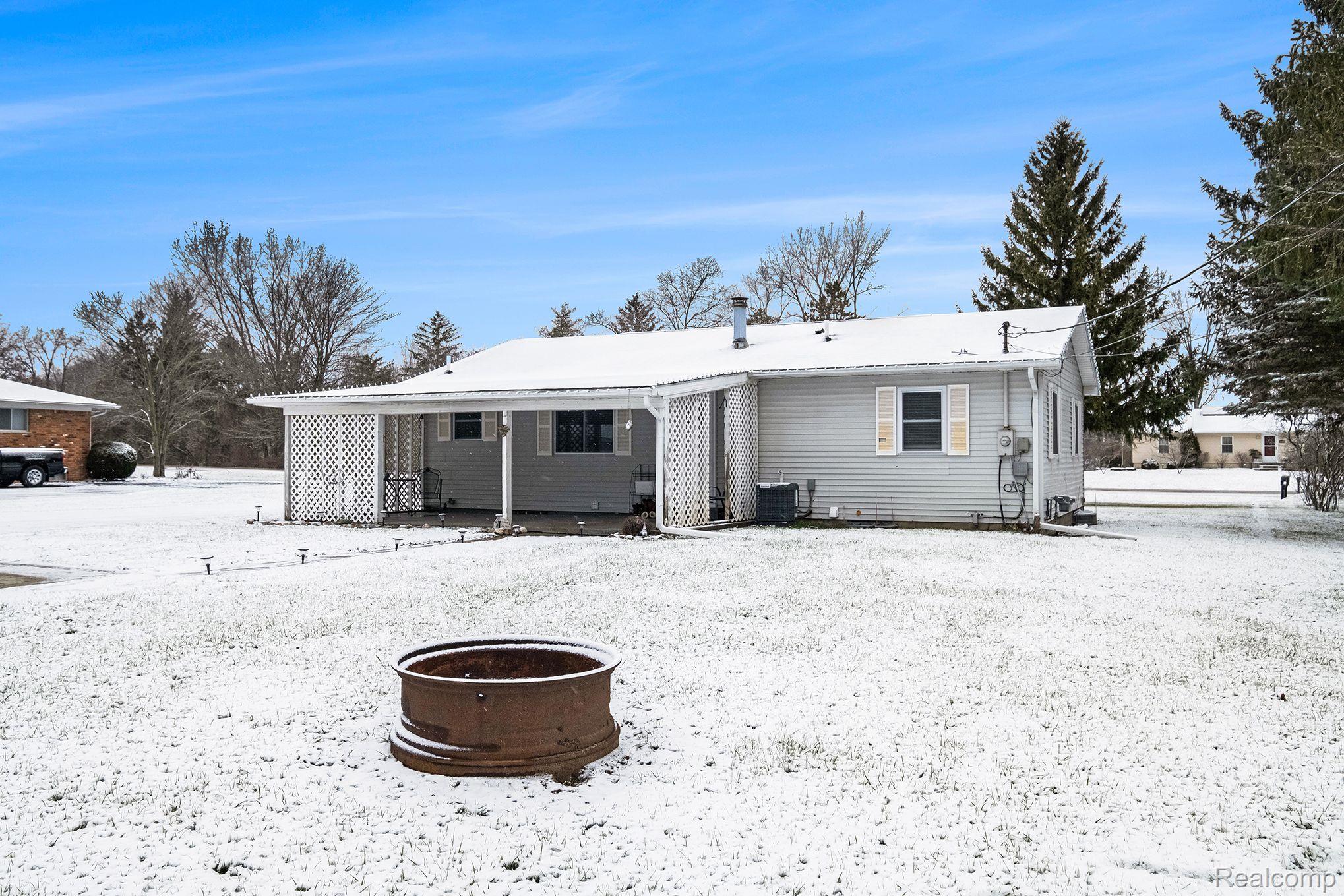 1318 East Burnside Road North Branch, MI 48461 - Photo 38 of 42 Gallery Image 38