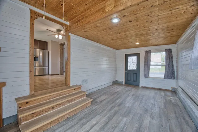 $154,900 | 420 Arlington Road, Hoyt Lakes, MN 55750