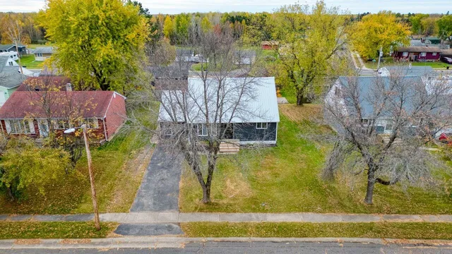 $154,900 | 420 Arlington Road, Hoyt Lakes, MN 55750