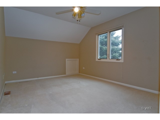 1204 Conan Doyle Road Naperville, IL 60564 - Photo 13 of 25