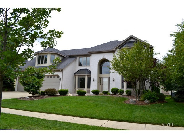 1204 Conan Doyle Road Naperville, IL 60564 - Photo 2 of 25