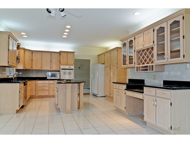 1204 Conan Doyle Road Naperville, IL 60564 - Photo 24 of 25