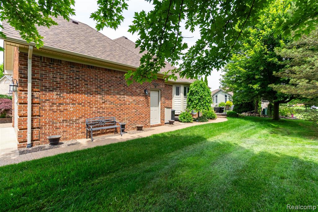 34321 Country Meadow Road Chesterfield, MI 48047 - Photo 39 of 50