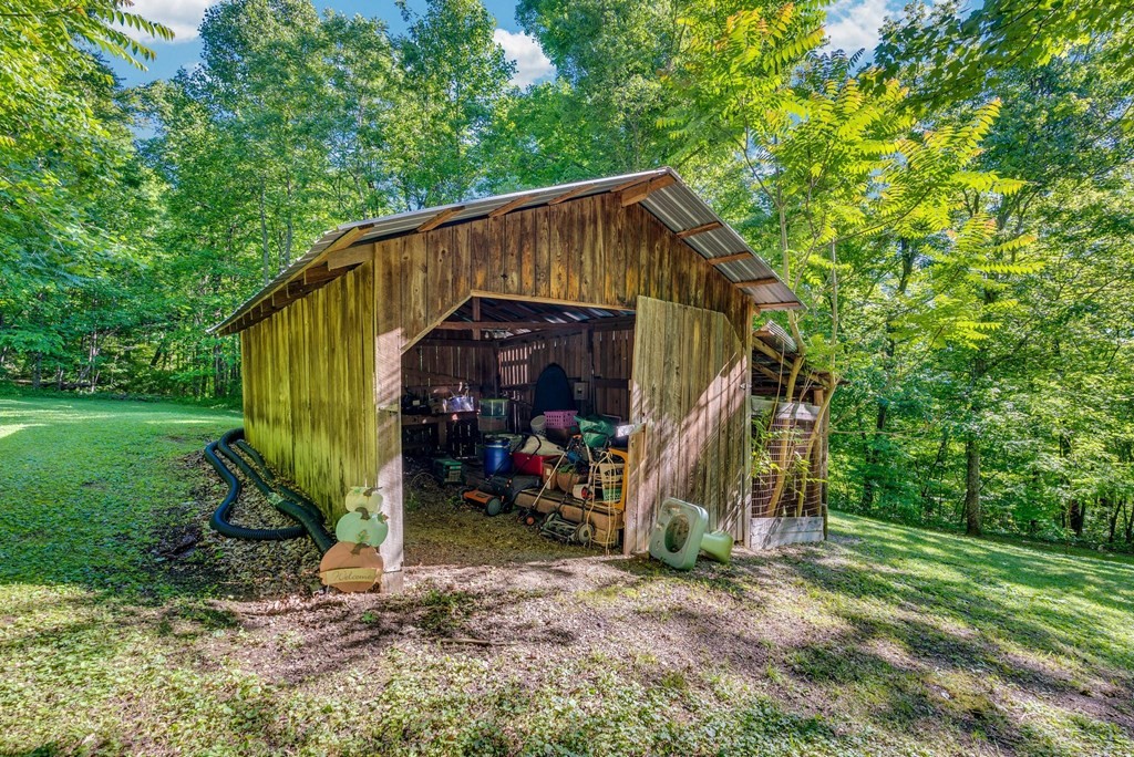 755 Woody Road Byrdstown, TN 38549 - Photo 30 of 37