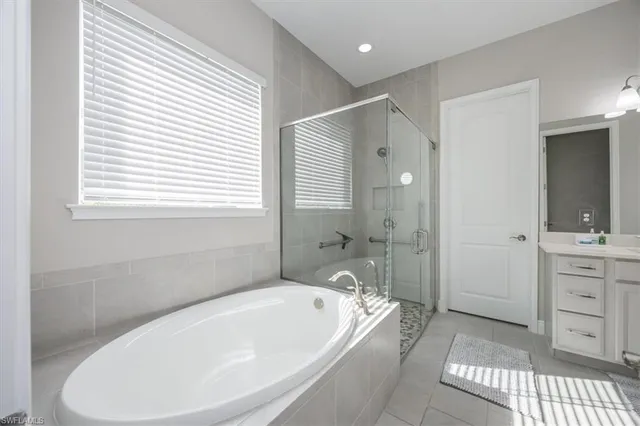 $920,000 | 3845 Helmsman Drive, Naples, FL 34120