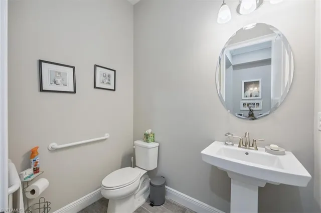 $920,000 | 3845 Helmsman Drive, Naples, FL 34120