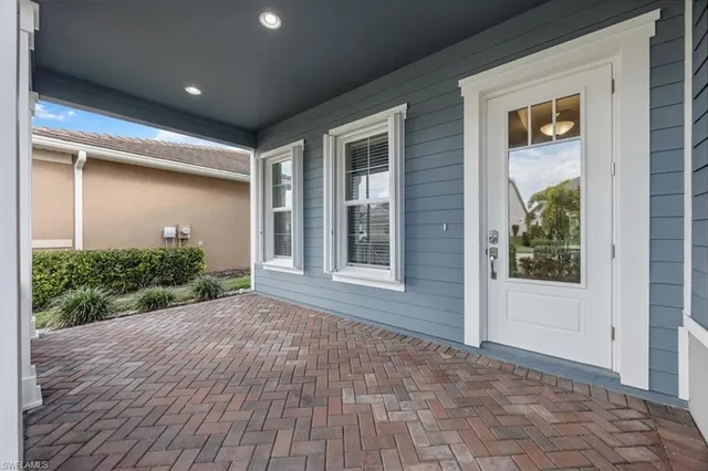 $920,000 | 3845 Helmsman Drive, Naples, FL 34120
