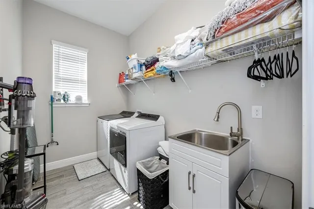 $920,000 | 3845 Helmsman Drive, Naples, FL 34120