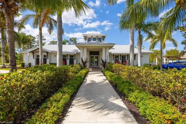 $920,000 | 3845 Helmsman Drive, Naples, FL 34120