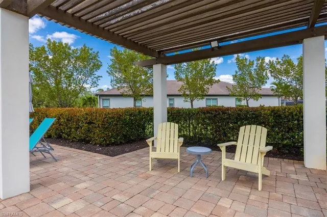 $920,000 | 3845 Helmsman Drive, Naples, FL 34120