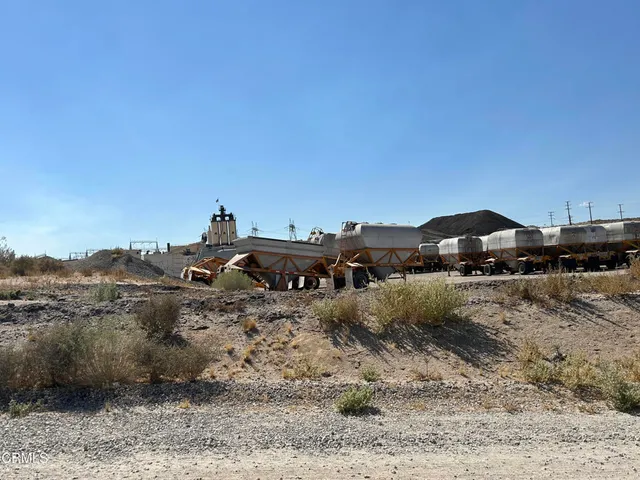 $79,000 | 17550 Rancho Road, Victorville, CA 92394