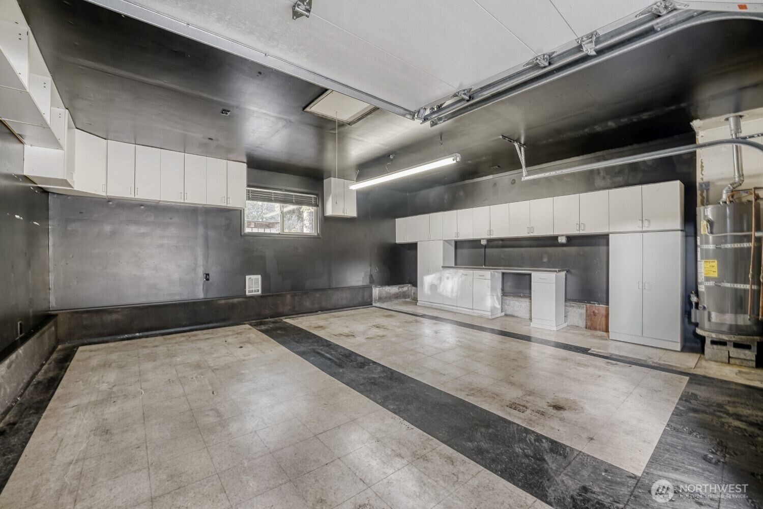 9632 South 216th Street Kent, WA 98031 - Photo 3 of 31