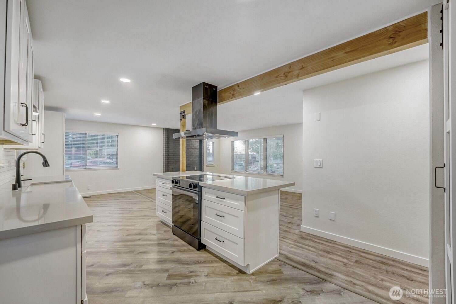 9632 South 216th Street Kent, WA 98031 - Photo 10 of 31