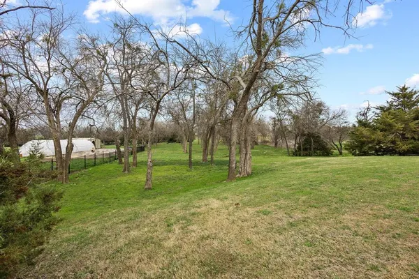 $2,000,500 | 411 Kerfoot Drive, Gunter, TX 75058