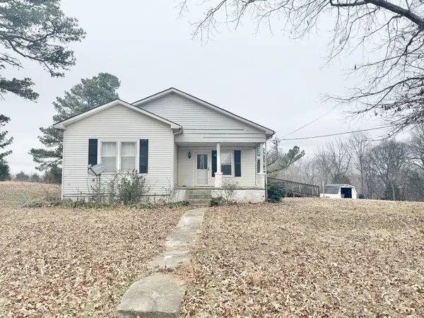 $112,900 | 560 State Line Road, Loretto, TN 38469