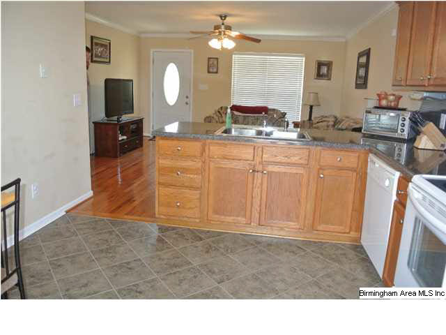 1012 South Hillcrest Road Odenville, AL 35120 - Photo 2 of 24