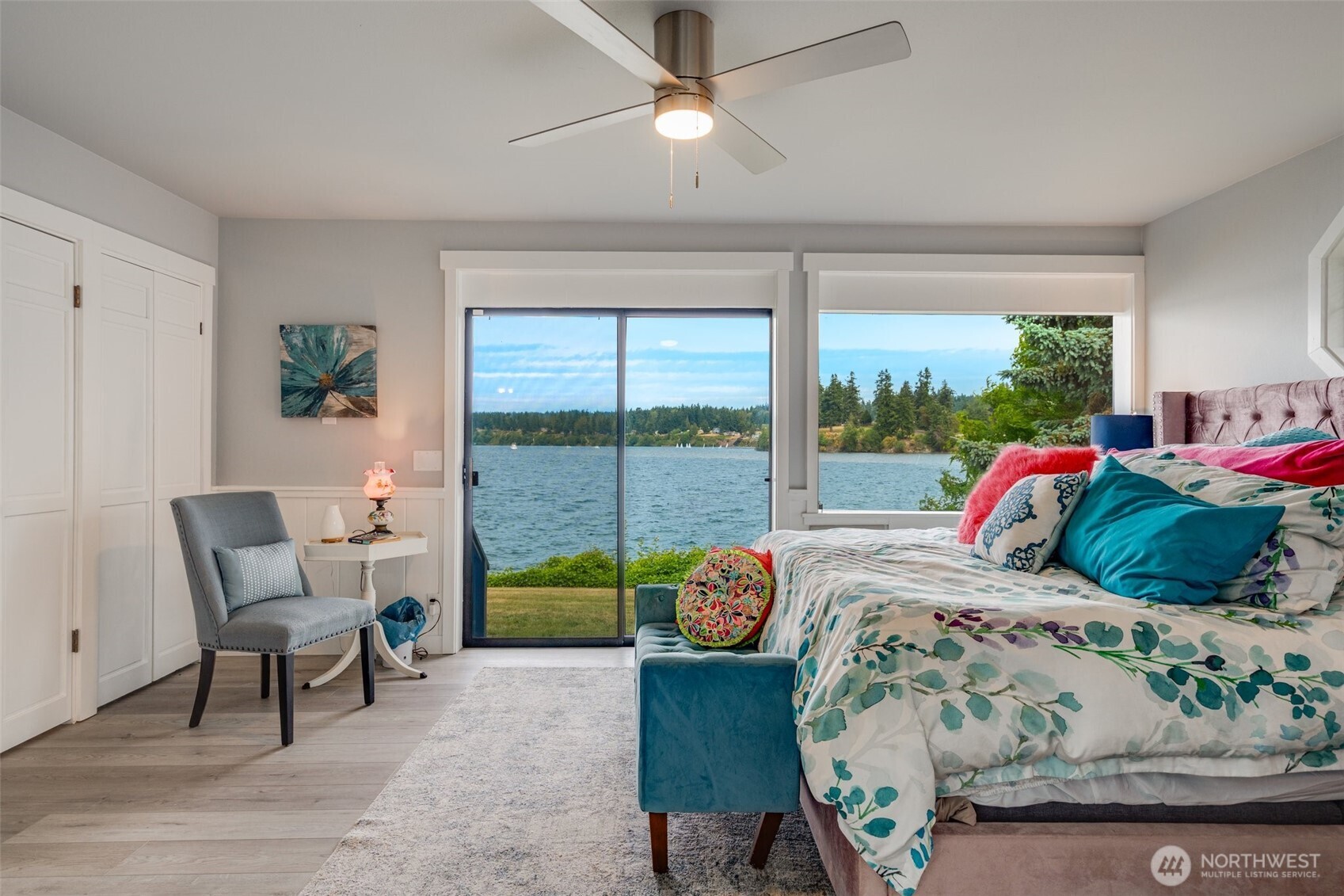 5341 South Bercot Road Freeland, WA 98249 - Photo 14 of 37 a bedroom with furniture and a large window
