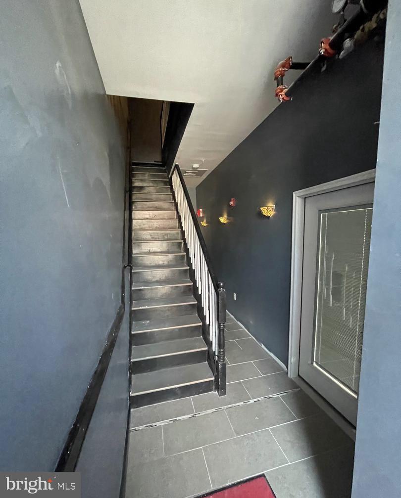 532 8th Street Southeast, Unit 2 Washington, DC 20003 - Photo 3 of 15
