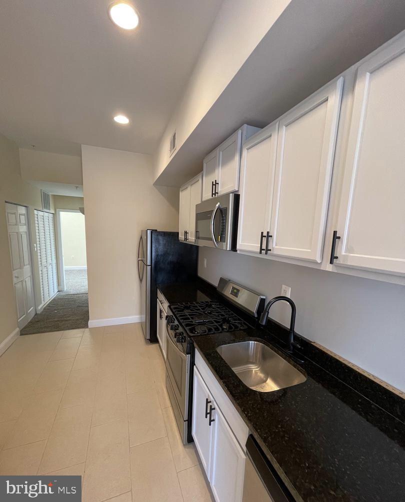 532 8th Street Southeast, Unit 2 Washington, DC 20003 - Photo 7 of 15