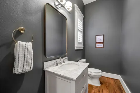 $1,225,000 | 310 West 18th Street, Houston, TX 77008