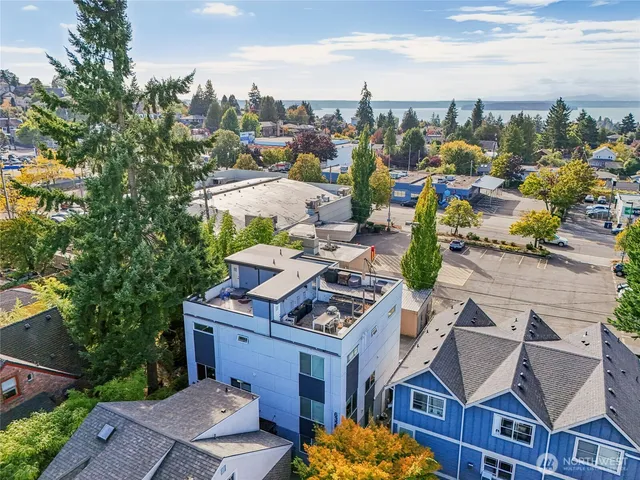 $799,950 | 6325 34th Avenue Southwest, Unit C, Seattle, WA 98126