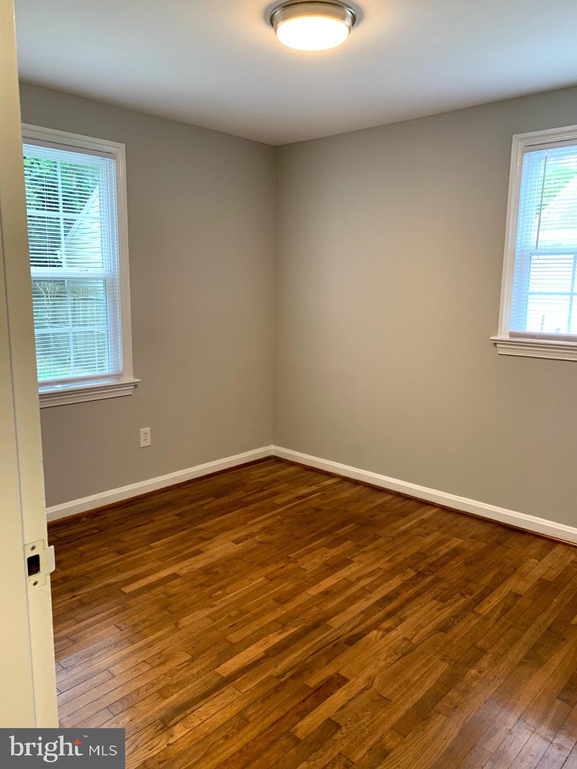508 Pinewood Road Rockville, MD 20850 - Photo 16 of 29 Bedroom 1