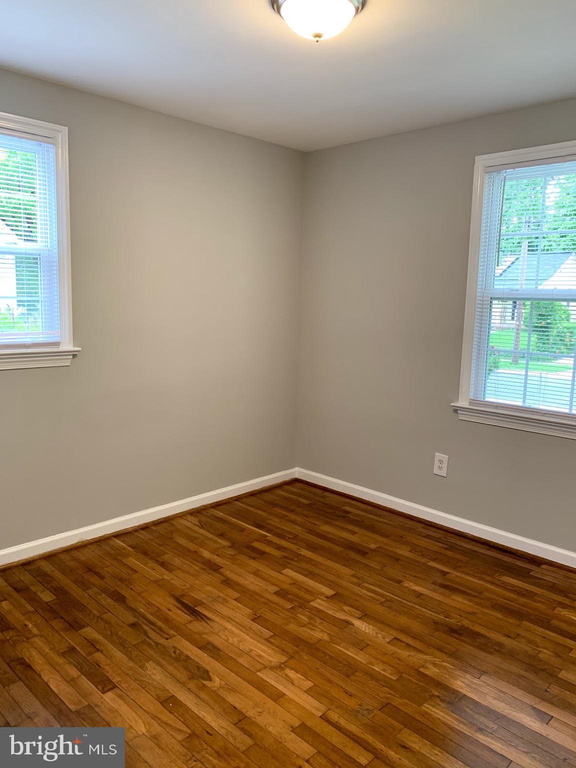 508 Pinewood Road Rockville, MD 20850 - Photo 17 of 29 Bedroom 1