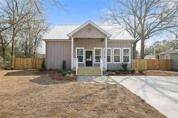 $1,800 | 521 West Magnolia Street, Ponchatoula, LA 70454