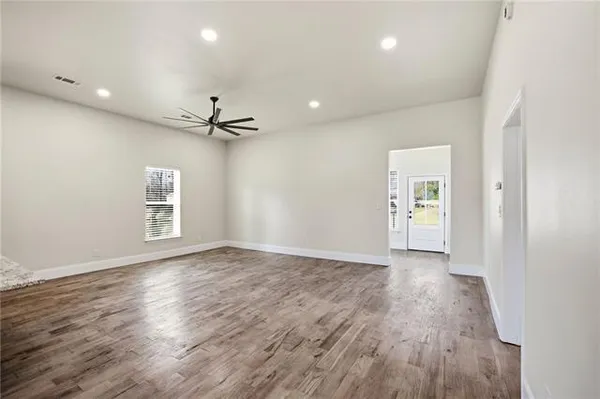 $1,800 | 521 West Magnolia Street, Ponchatoula, LA 70454