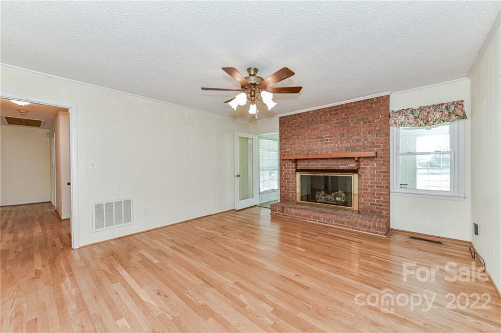 2843 Williams Road Matthews, NC 28105 - Photo 13 of 48 Gallery Image 13