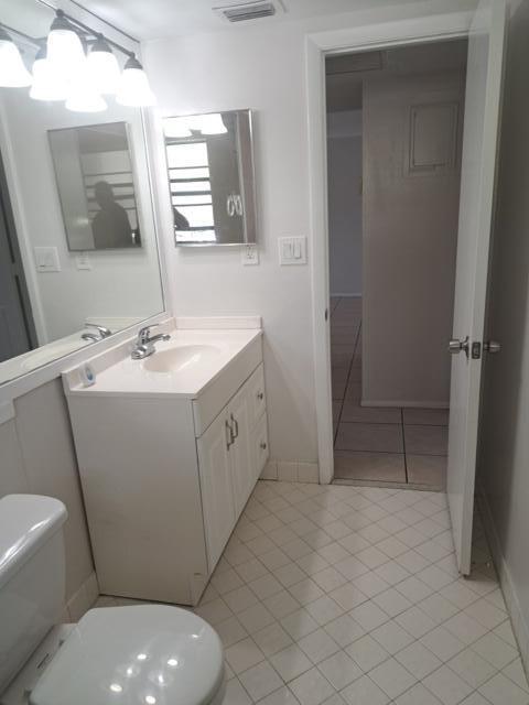 2671 Riverside Drive, Unit 6 Coral Springs, FL 33065 - Photo 13 of 16 20260407_124448
