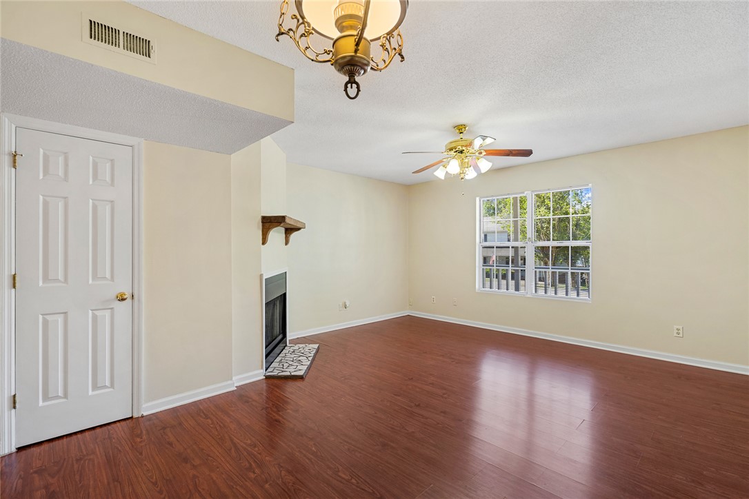 4322 Lexington Way Anderson, SC 29621 - Photo 11 of 32