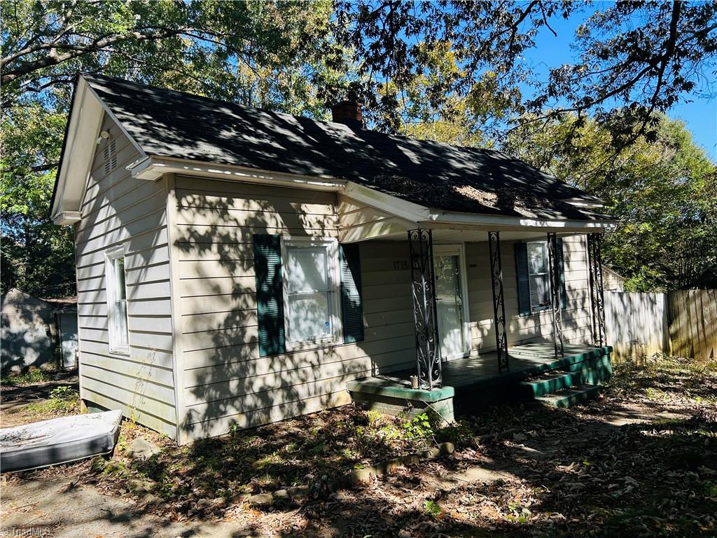 1715 Ringold Road Greensboro, NC 27405 - Photo 1 of 20 Gallery Image 1