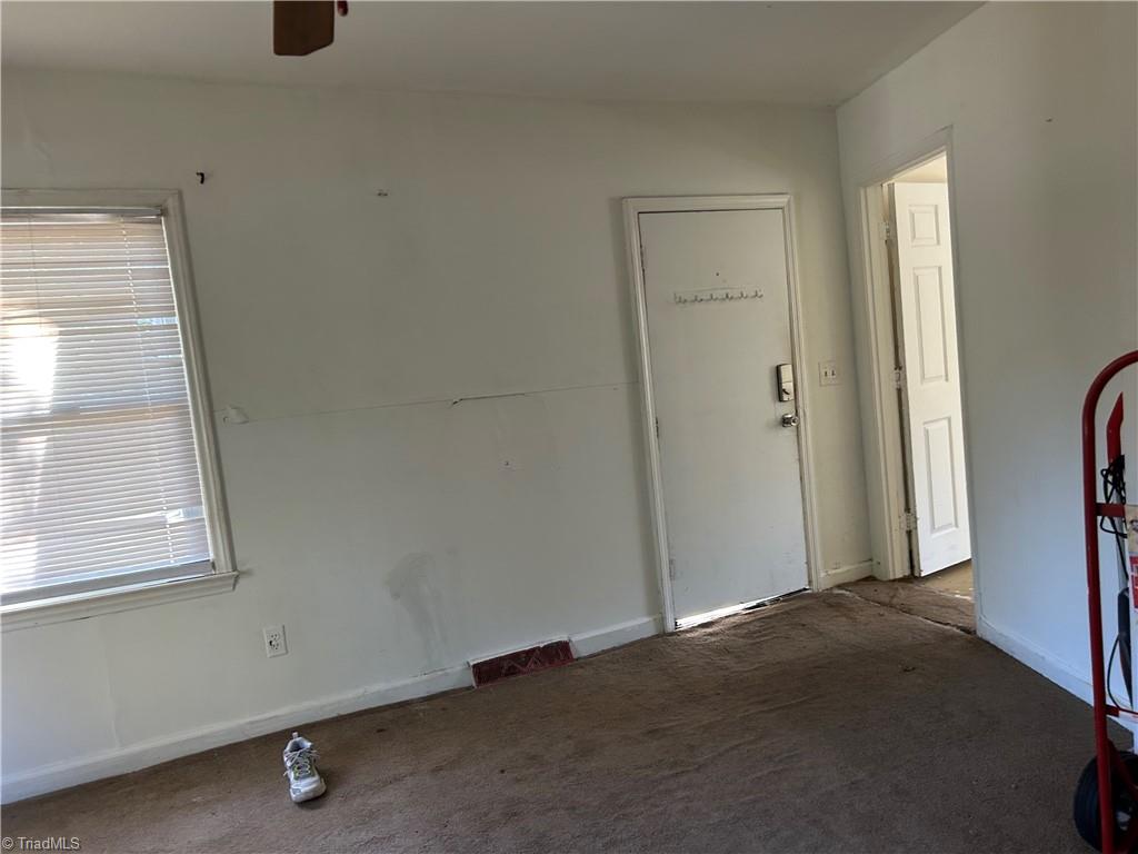 1715 Ringold Road Greensboro, NC 27405 - Photo 19 of 20 Gallery Image 19