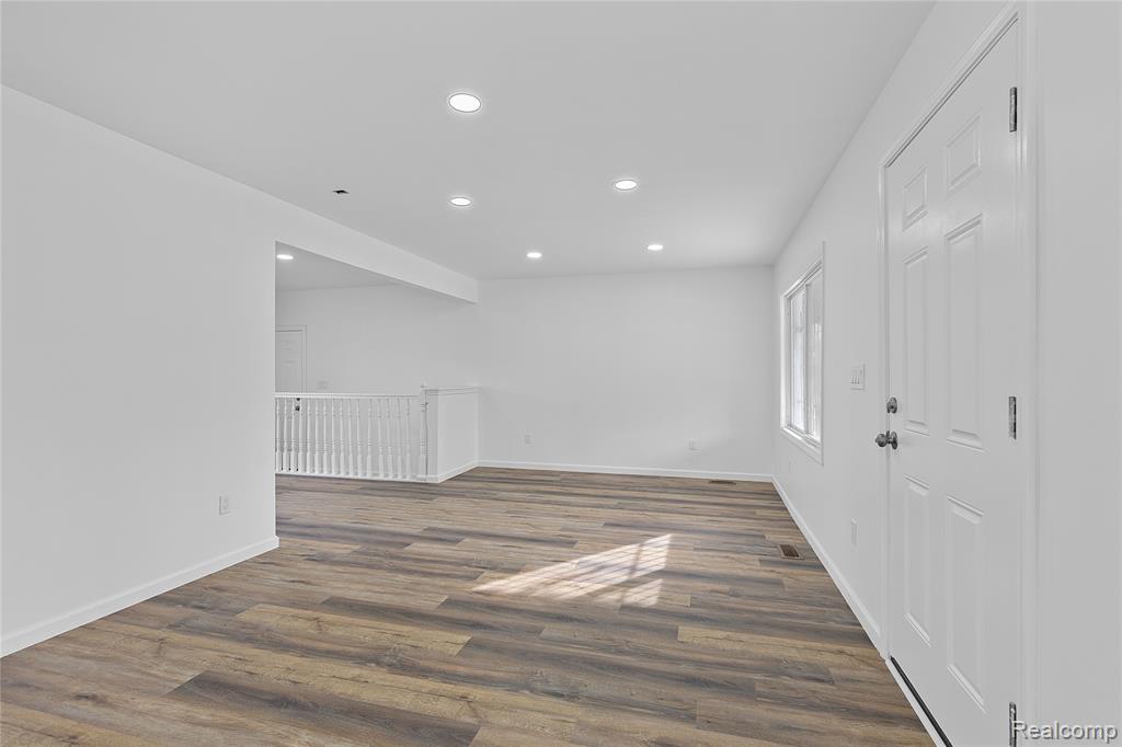 3829 Walnut Street Inkster, MI 48141 - Photo 5 of 25 Gallery Image 5