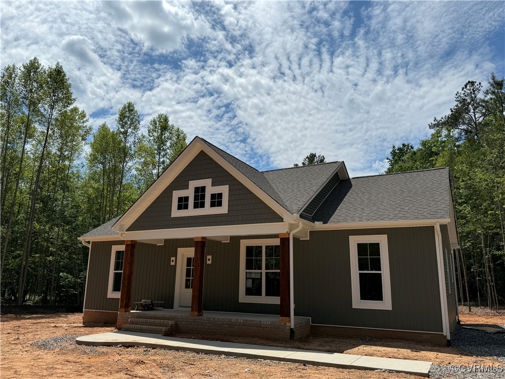 11220 Farmville Road Farmville, VA 23901 - Photo 7 of 19 a front view of a house with garden