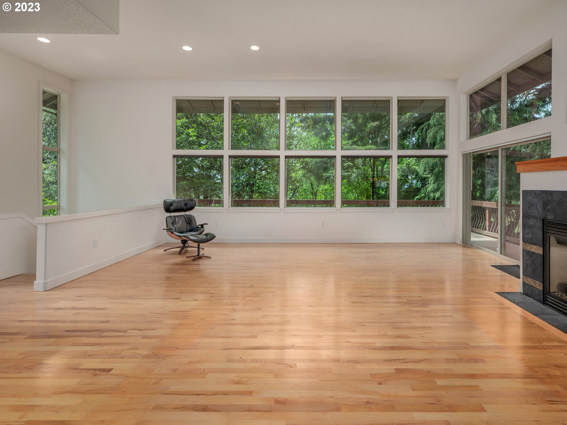 4249 Southwest Dosch Road Portland, OR 97239 - Photo 15 of 45 Gallery Image 15