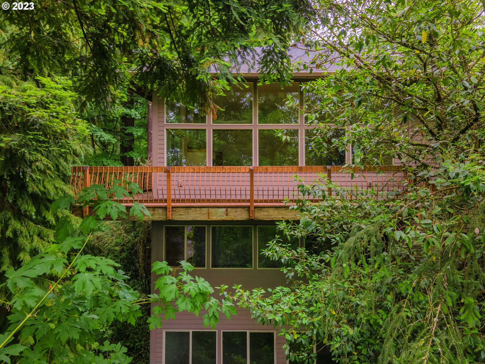 4249 Southwest Dosch Road Portland, OR 97239 - Photo 40 of 45 Gallery Image 40