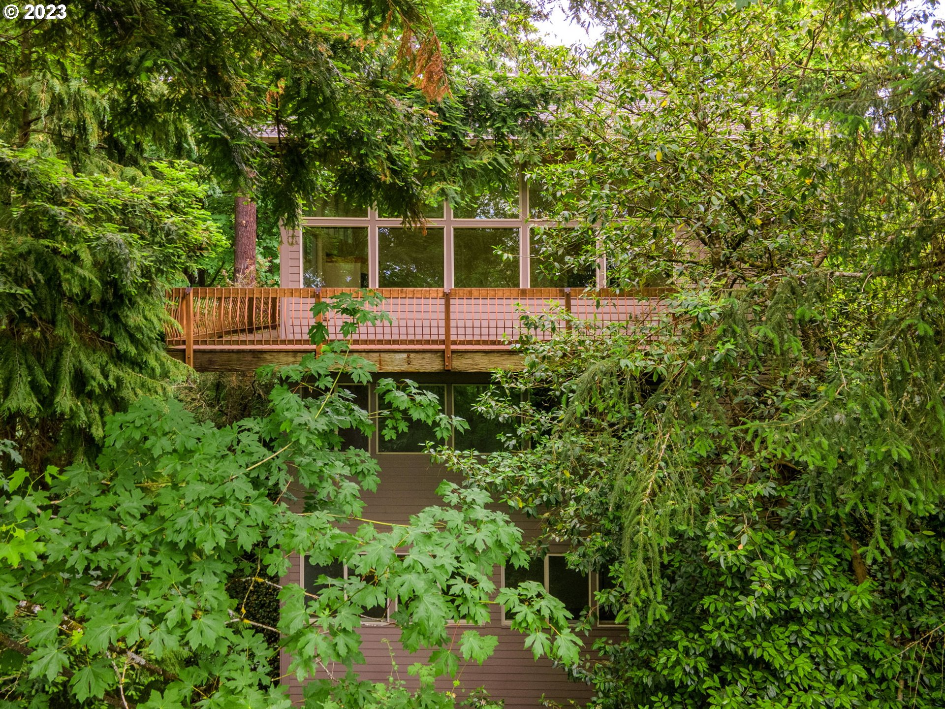 4249 Southwest Dosch Road Portland, OR 97239 - Photo 41 of 45 Gallery Image 41