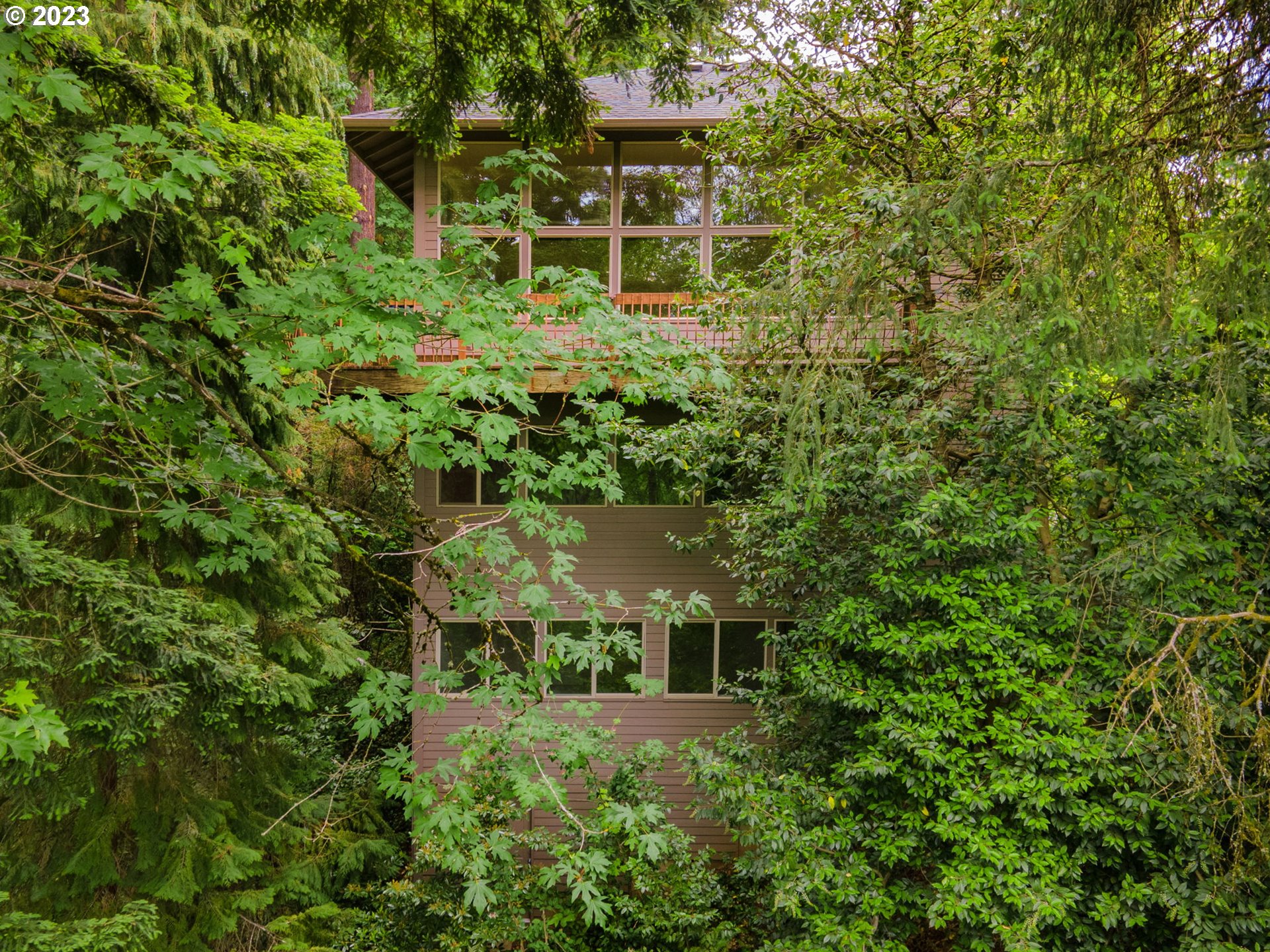 4249 Southwest Dosch Road Portland, OR 97239 - Photo 42 of 45 Gallery Image 42