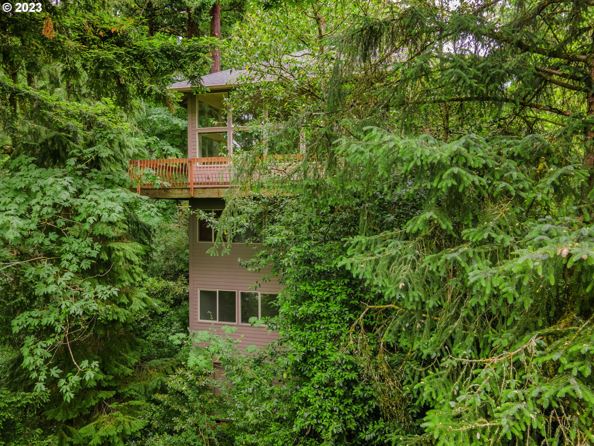 4249 Southwest Dosch Road Portland, OR 97239 - Photo 43 of 45 Gallery Image 43
