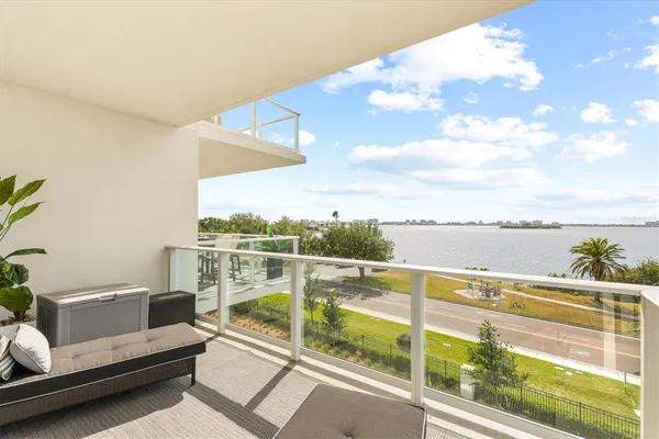 $9,000 | 1020 Sunset Point Road, Unit 303, Clearwater, FL 33755