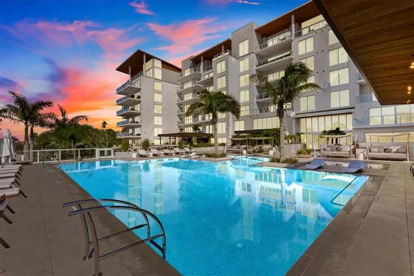 $9,000 | 1020 Sunset Point Road, Unit 303, Clearwater, FL 33755