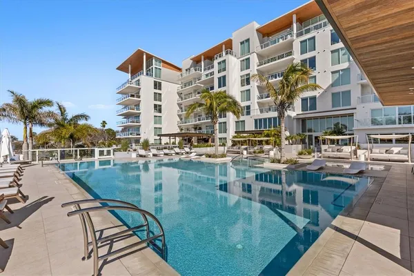 $9,000 | 1020 Sunset Point Road, Unit 303, Clearwater, FL 33755