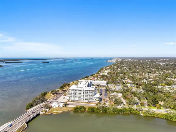 $9,000 | 1020 Sunset Point Road, Unit 303, Clearwater, FL 33755